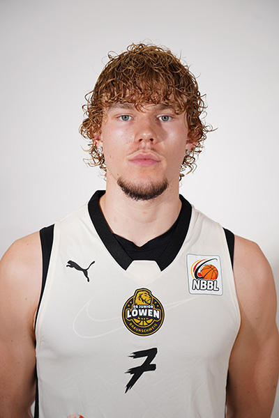 https://www.sg-junior-loewen.de/wp-content/uploads/2026/09/Elias-Pohl.jpg